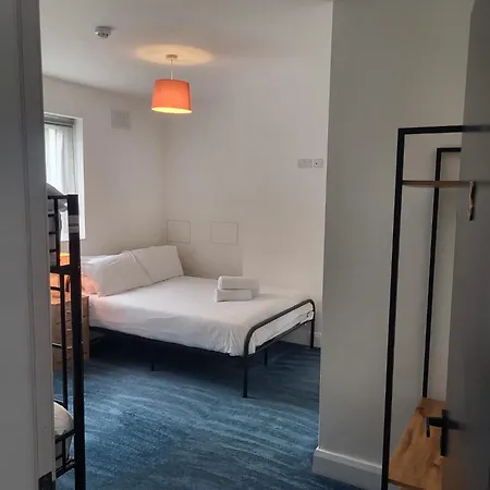 招待所 Westwood Court *